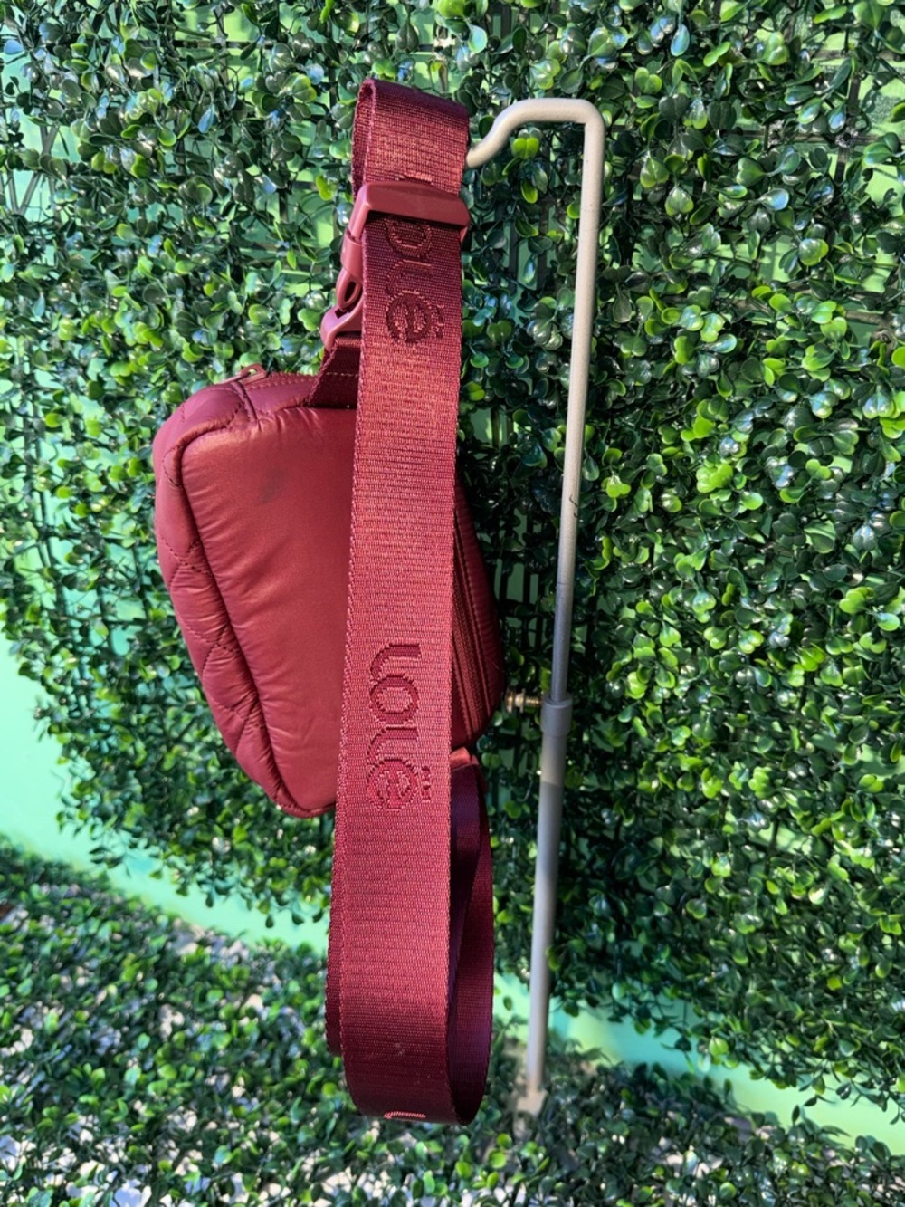 Lole Quilted Burgundy Crossbody Bag - Picture 2 of 3